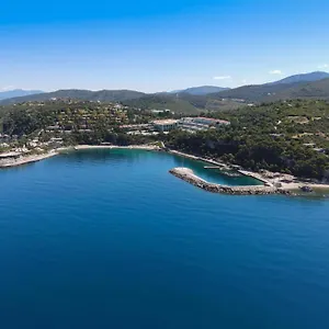 5* Resort Pine Bay
